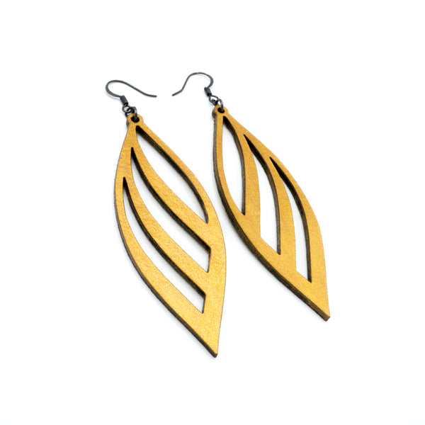 Petal 01 [L] // Leather Earrings - Gold - LIGHT RAZOR DESIGN STUDIO