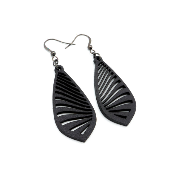 Gem Point 09 [S] // Leather Earrings - Black - LIGHT RAZOR DESIGN STUDIO