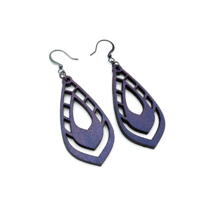 Gem Point 04 [M] // Leather Earrings - Purple - LIGHT RAZOR DESIGN STUDIO