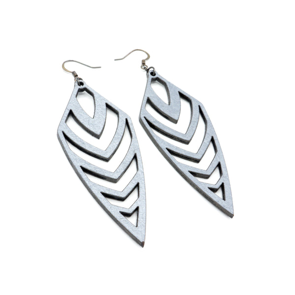 Arrowhead 03 [L] // Leather Earrings - Silver - LIGHT RAZOR DESIGN STUDIO