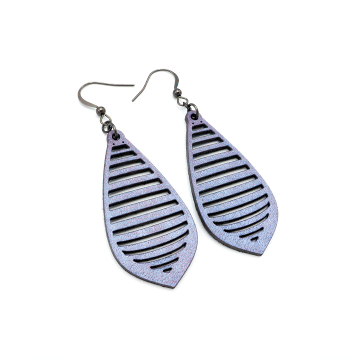 Gem Point 12 [M] // Leather Earrings - Purple Pearl - LIGHT RAZOR DESIGN STUDIO
