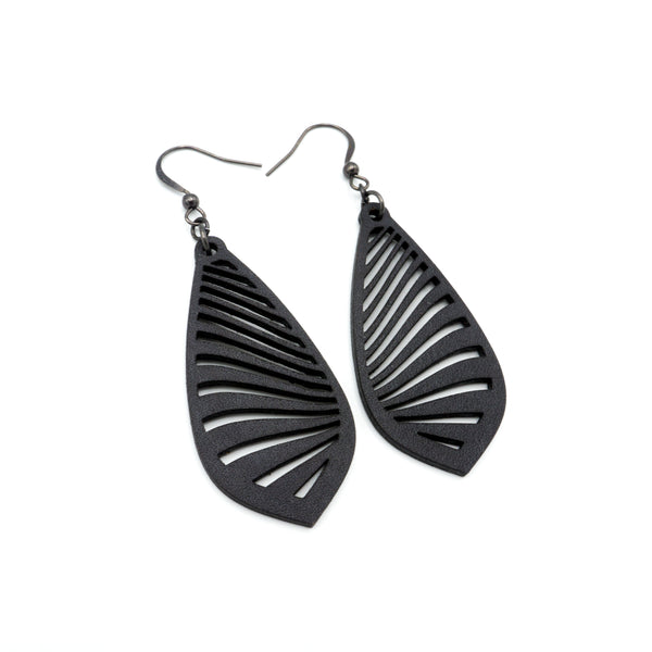 Gem Point 09 [M] // Leather Earrings - Black - LIGHT RAZOR DESIGN STUDIO