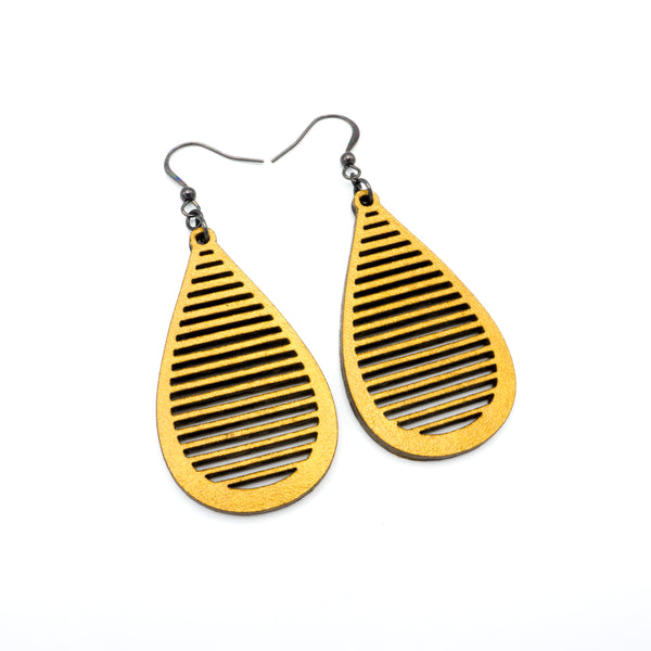 Drop 04 [S] // Leather Earrings - Gold - LIGHT RAZOR DESIGN STUDIO