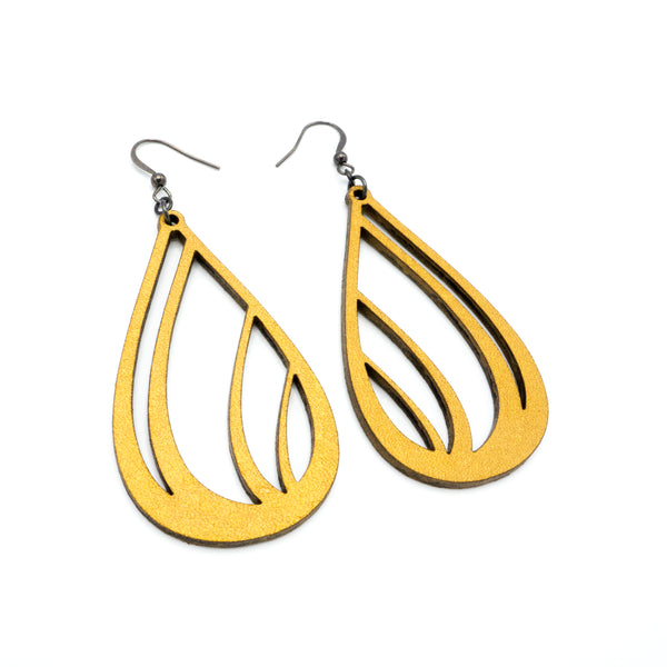 Drop 03 [L] // Leather Earrings - Gold - LIGHT RAZOR DESIGN STUDIO