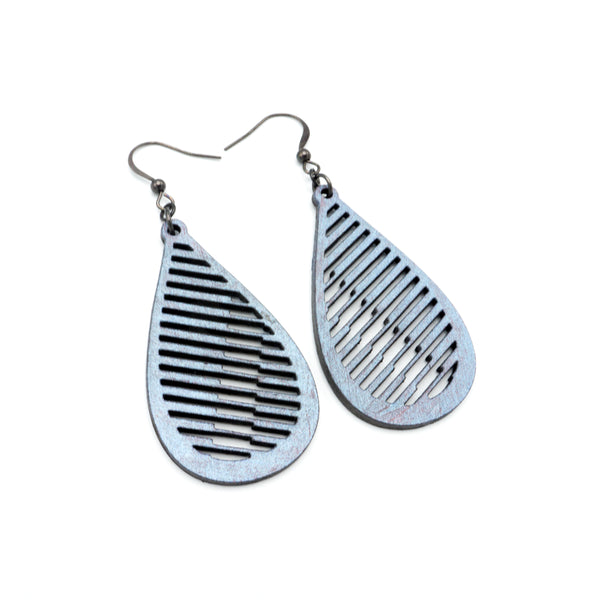 Drop 06 [S] // Leather Earrings - Purple Pearl - LIGHT RAZOR DESIGN STUDIO