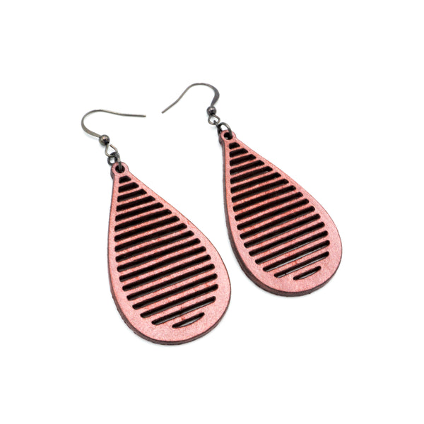 Drop 05 [S] // Leather Earrings - Red Pearl - LIGHT RAZOR DESIGN STUDIO