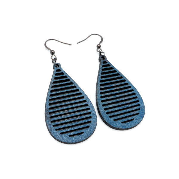 Drop 05 [S] // Leather Earrings - Navy Blue - LIGHT RAZOR DESIGN STUDIO