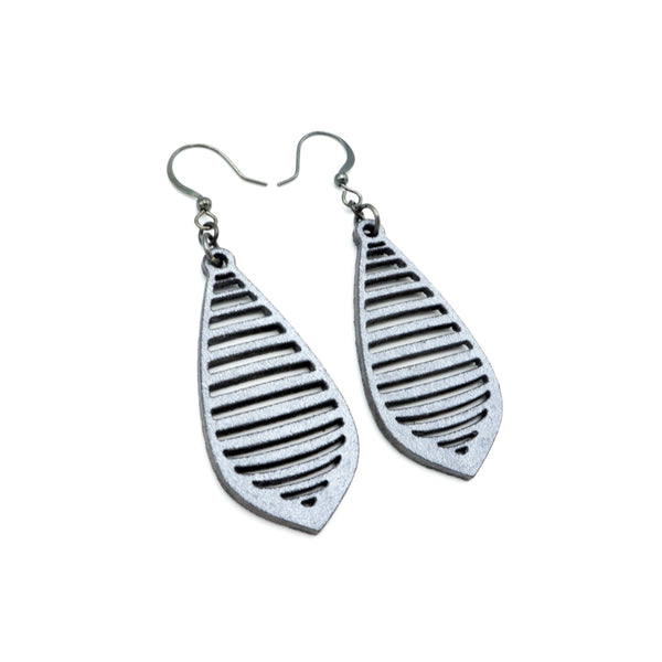 Gem Point 12 [S] // Leather Earrings - Silver - LIGHT RAZOR DESIGN STUDIO