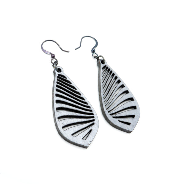 Gem Point 09 [S] // Leather Earrings - Silver - LIGHT RAZOR DESIGN STUDIO