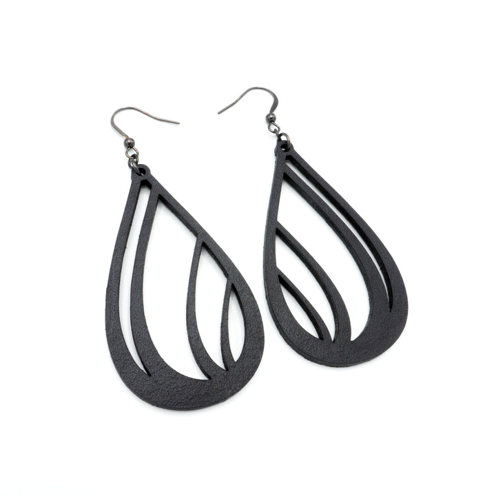 Drop 03 [L] // Leather Earrings - Black - LIGHT RAZOR DESIGN STUDIO
