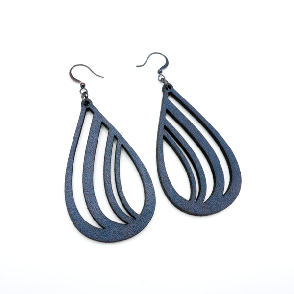 Drop 02 [L] // Leather Earrings - Navy Blue - LIGHT RAZOR DESIGN STUDIO