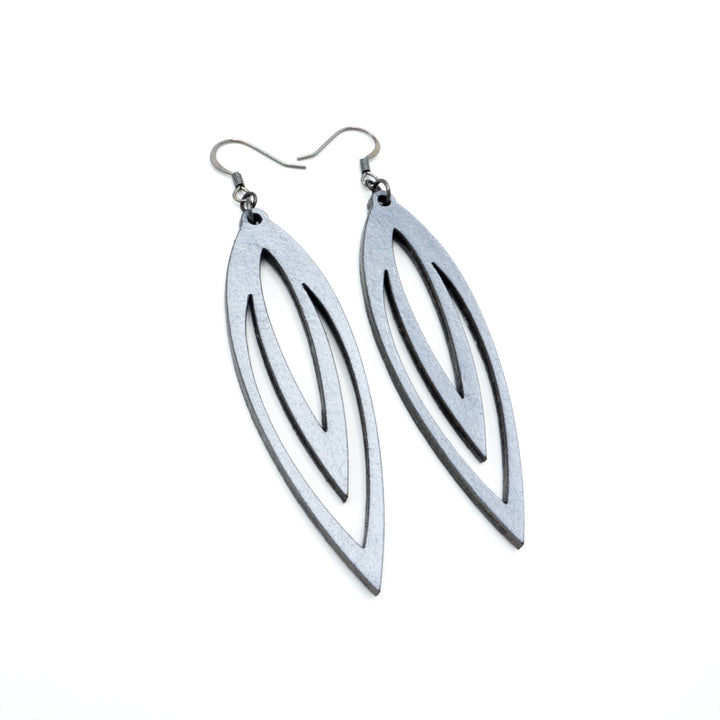 Totem 07 [L] // Leather Earrings - Silver - LIGHT RAZOR DESIGN STUDIO