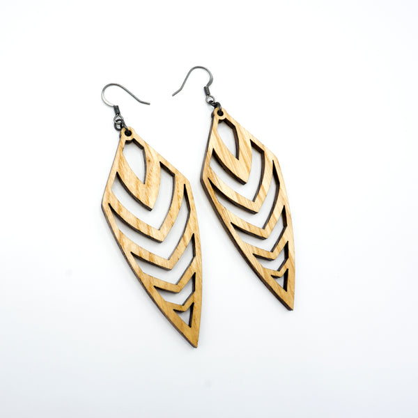 Arrowhead 03 [L] // Wood Earrings - Ash