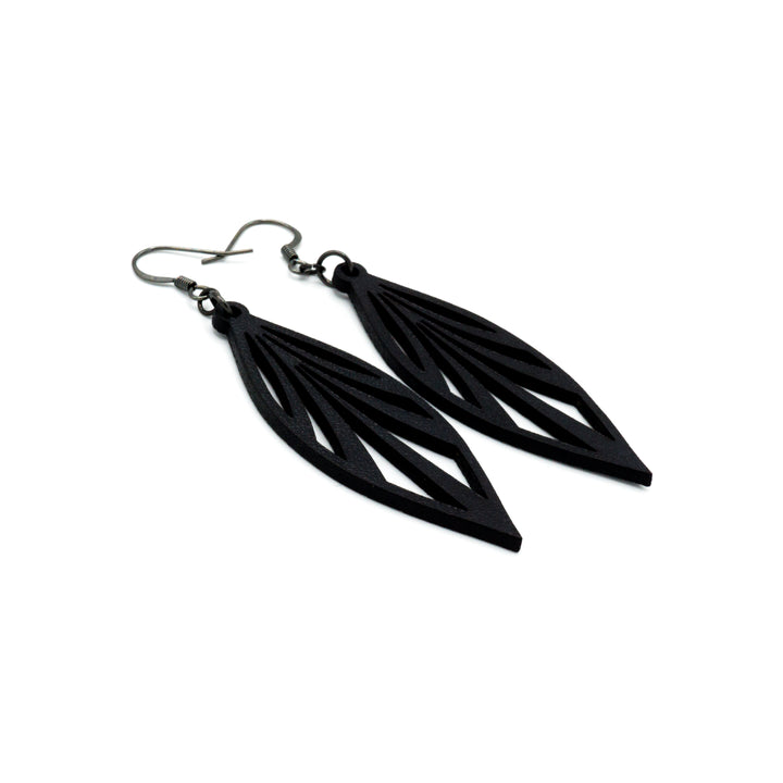 Petal 03 [S] // Leather Earrings - Black - LIGHT RAZOR DESIGN STUDIO