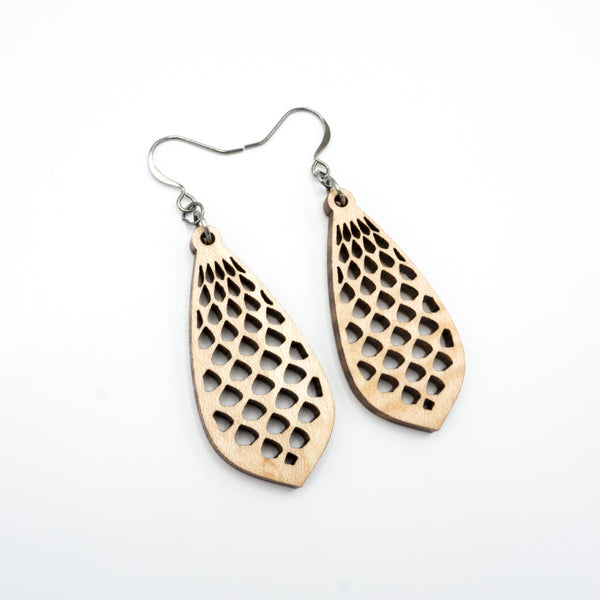 Gem Point 01 [S] // Wood Earrings - Curly Maple - LIGHT RAZOR DESIGN STUDIO