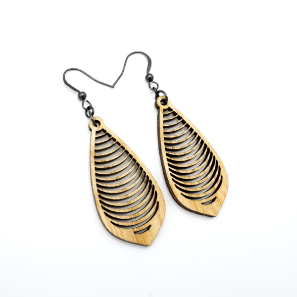 Gem Point 13 [S] // Wood Earrings - Ash - LIGHT RAZOR DESIGN STUDIO