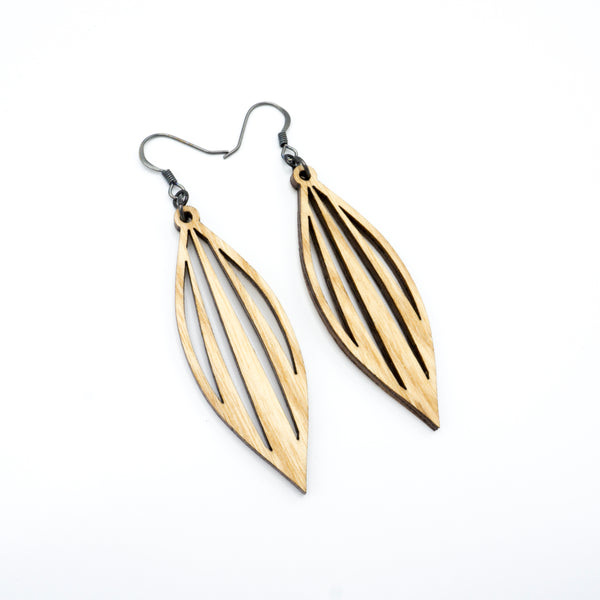 Petal 04 [S] // Wood Earrings - Ash