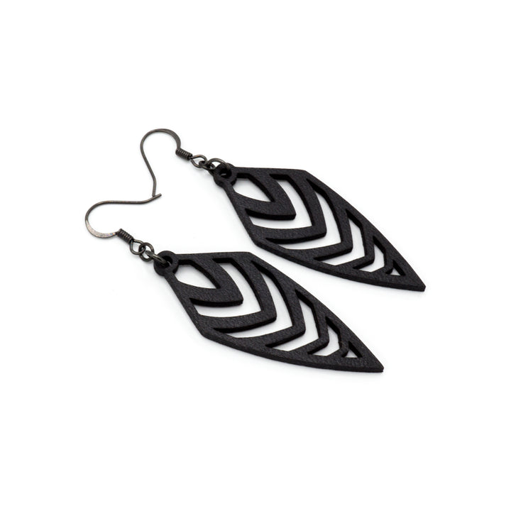 Arrowhead 03 [S] // Leather Earrings - Black - LIGHT RAZOR DESIGN STUDIO