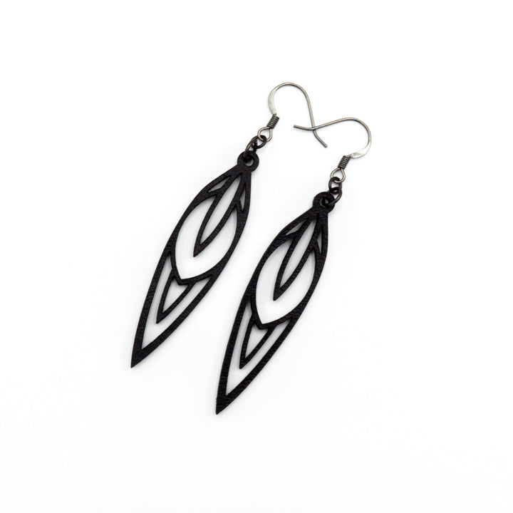 Totem 02 [S] // Leather Earrings - Black - LIGHT RAZOR DESIGN STUDIO