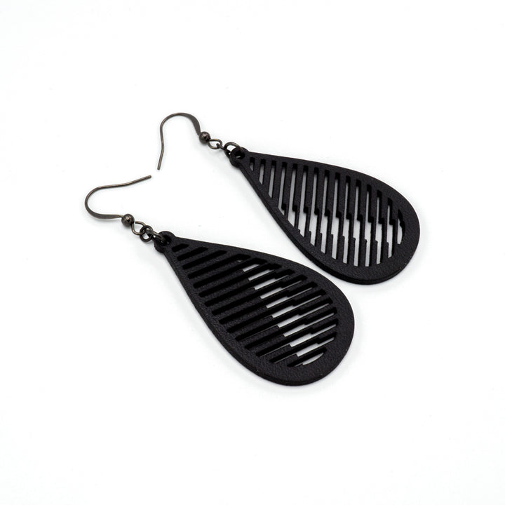 Drop 06 [S] // Leather Earrings - Black - LIGHT RAZOR DESIGN STUDIO