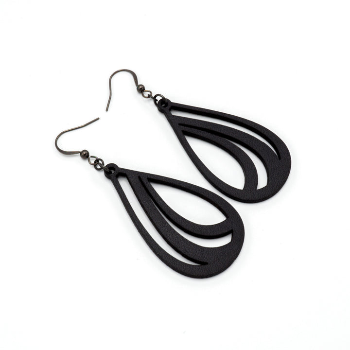 Drop 01 [S] // Leather Earrings - Black - LIGHT RAZOR DESIGN STUDIO