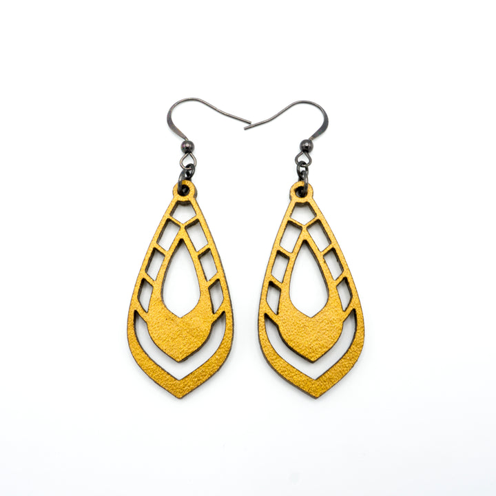 Gem Point 04 [S] // Leather Earrings - Gold - LIGHT RAZOR DESIGN STUDIO