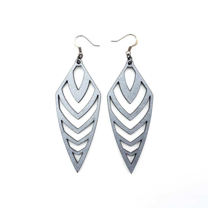 Arrowhead 03 [L] // Leather Earrings - Silver - LIGHT RAZOR DESIGN STUDIO
