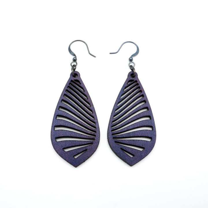 Gem Point 09 [M] // Leather Earrings - Purple - LIGHT RAZOR DESIGN STUDIO