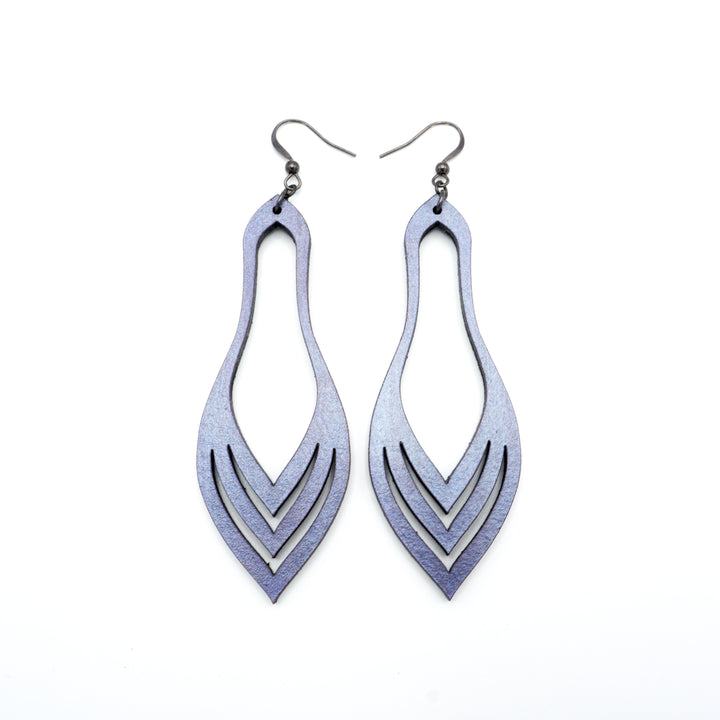 Terrabyte v.02_3 // Leather Earrings - Purple Pearl - LIGHT RAZOR DESIGN STUDIO