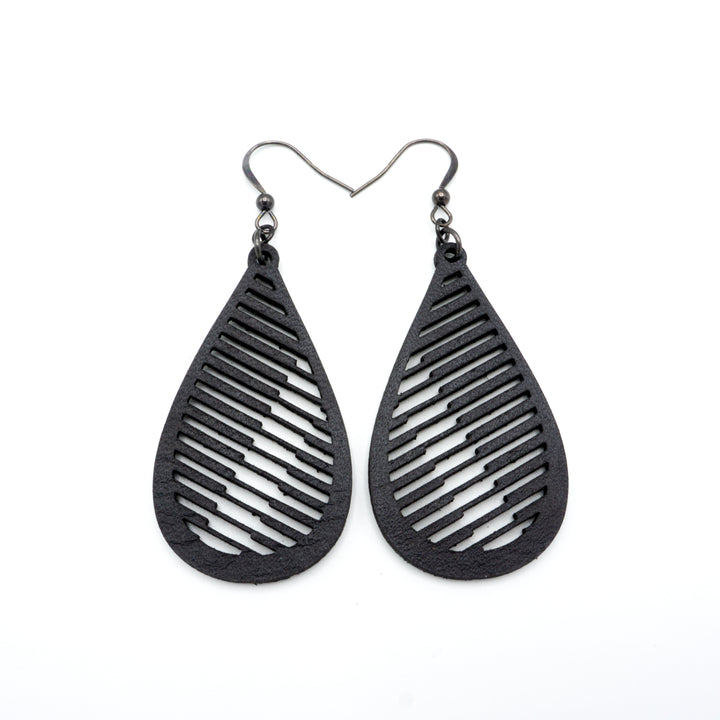 Drop 06 [S] // Leather Earrings - Black - LIGHT RAZOR DESIGN STUDIO
