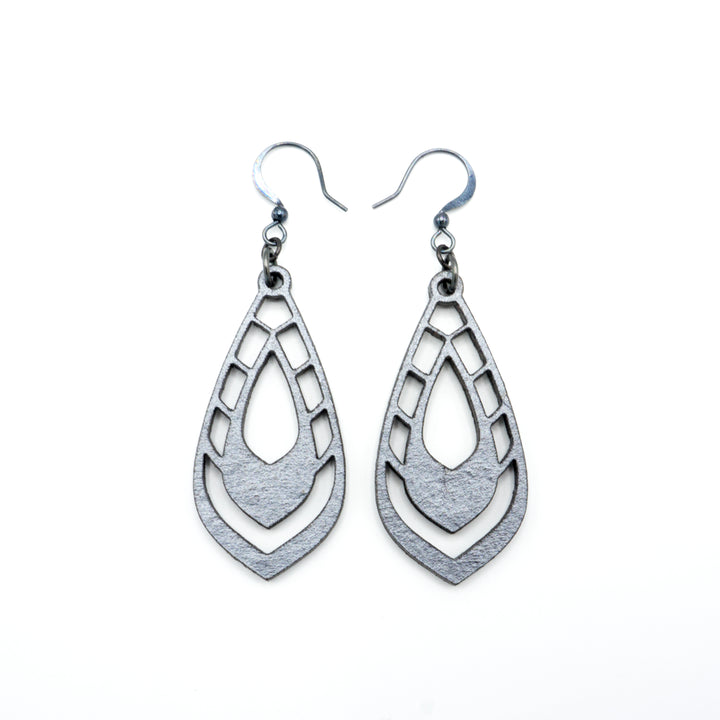 Gem Point 04 [S] // Leather Earrings - Silver - LIGHT RAZOR DESIGN STUDIO