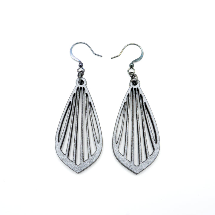 Gem Point 02 [S] // Leather Earrings - Silver - LIGHT RAZOR DESIGN STUDIO