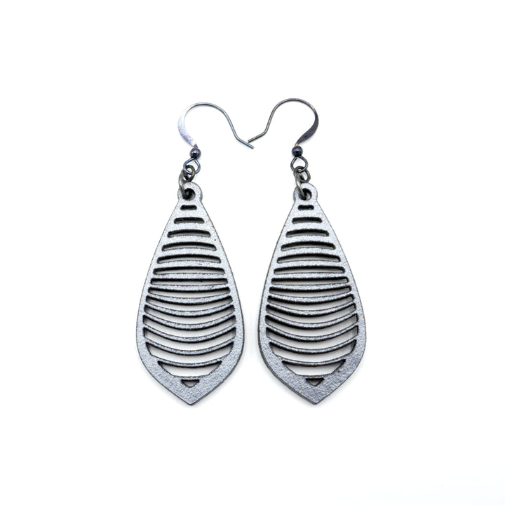 Gem Point 14 [S] // Leather Earrings - Silver - LIGHT RAZOR DESIGN STUDIO