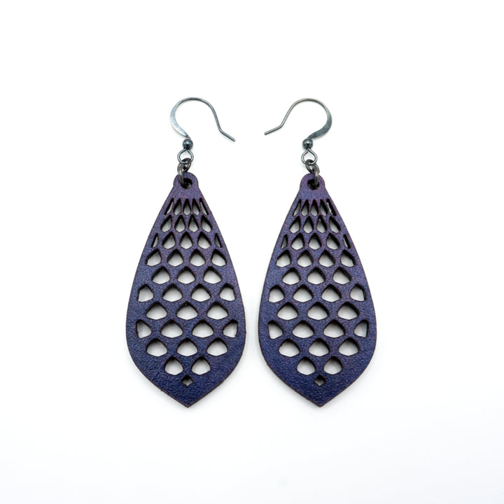 Gem Point 01 [M] // Leather Earrings - Purple - LIGHT RAZOR DESIGN STUDIO