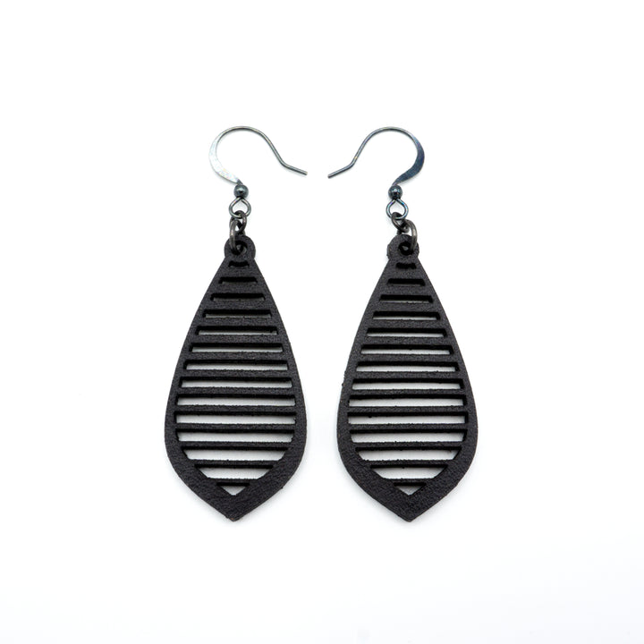 Gem Point 11 [S] // Leather Earrings - Black - LIGHT RAZOR DESIGN STUDIO