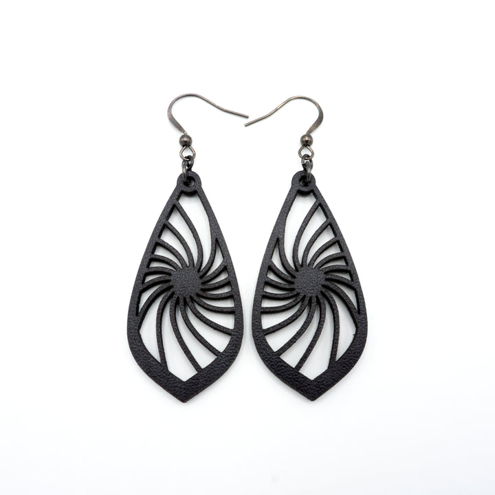 Gem Point 03 [M] // Leather Earrings - Black - LIGHT RAZOR DESIGN STUDIO