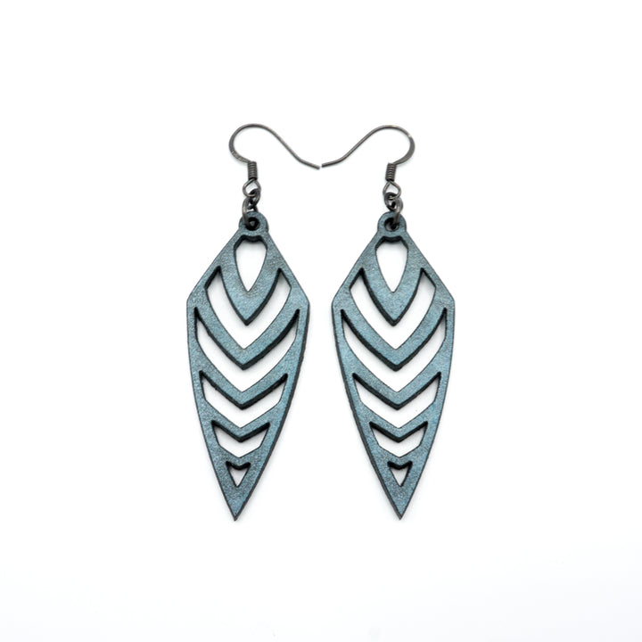 Arrowhead 03 [S] // Leather Earrings - Blue Pearl - LIGHT RAZOR DESIGN STUDIO