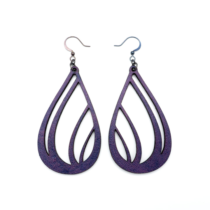 Drop 03 [L] // Leather Earrings - Purple - LIGHT RAZOR DESIGN STUDIO