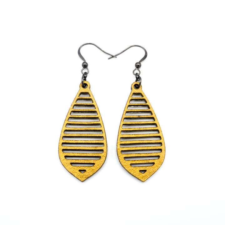 Gem Point 10 [S] // Leather Earrings - Gold - LIGHT RAZOR DESIGN STUDIO