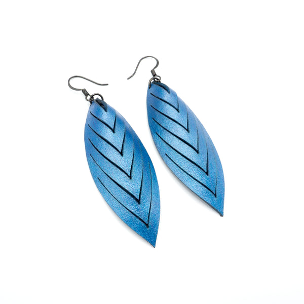 Terrabyte 14 [M] // Leather Earrings - Navy Blue Pearl - LIGHT RAZOR DESIGN STUDIO