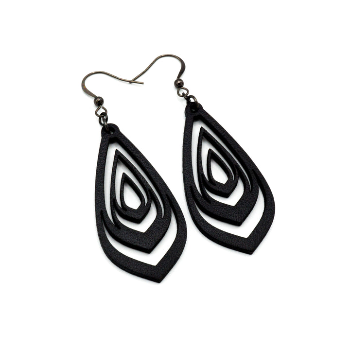 Gem Point 07 [M] // Leather Earrings - Black - LIGHT RAZOR DESIGN STUDIO