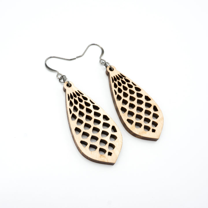 Gem Point 01 [S] // Wood Earrings - Curly Maple - LIGHT RAZOR DESIGN STUDIO