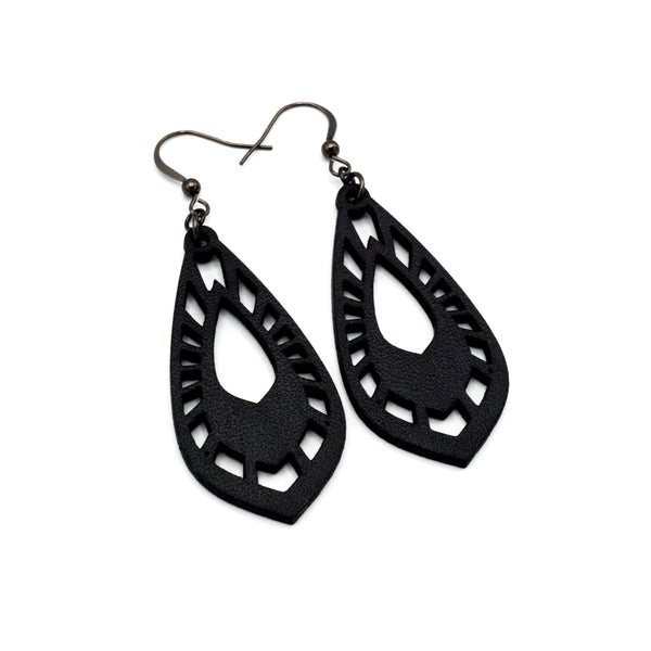 Gem Point 05 [M] // Leather Earrings - Black - LIGHT RAZOR DESIGN STUDIO