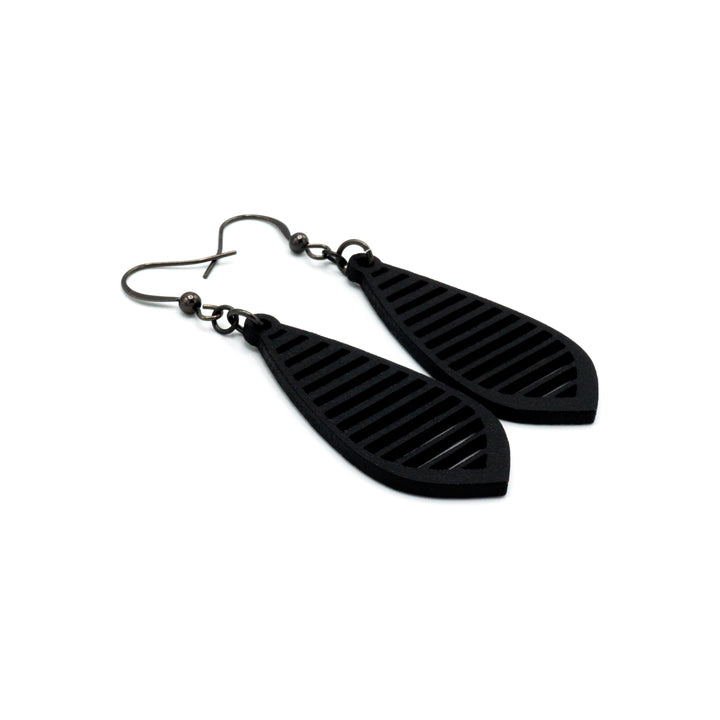 Gem Point 11 [S] // Leather Earrings - Black - LIGHT RAZOR DESIGN STUDIO