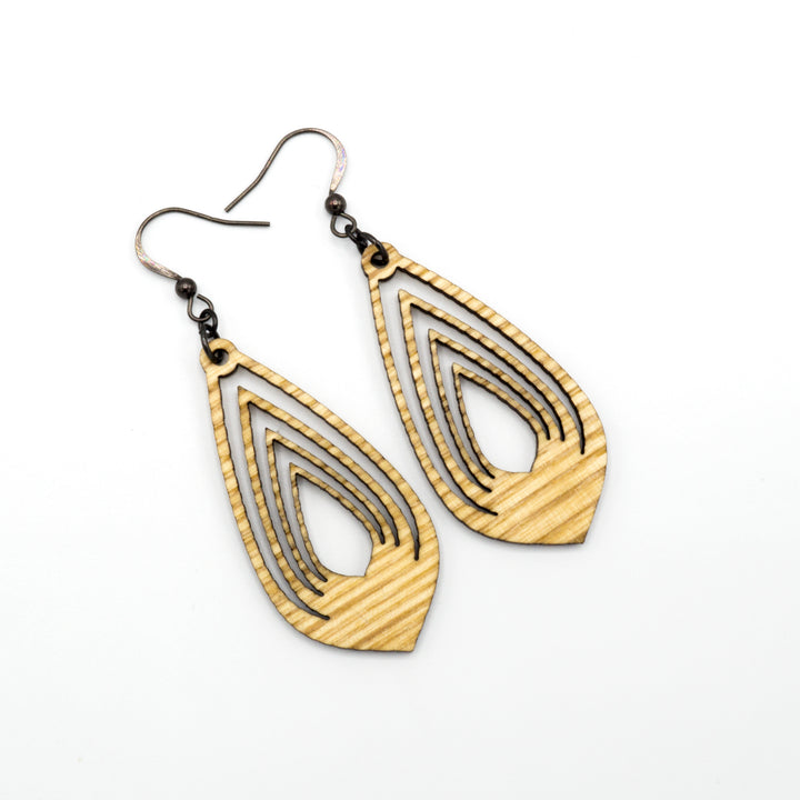 Gem Point 08 [M] // Wood Earrings - Ash - LIGHT RAZOR DESIGN STUDIO