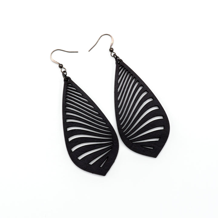 Gem Point 09 [L] // Leather Earrings - Black - LIGHT RAZOR DESIGN STUDIO