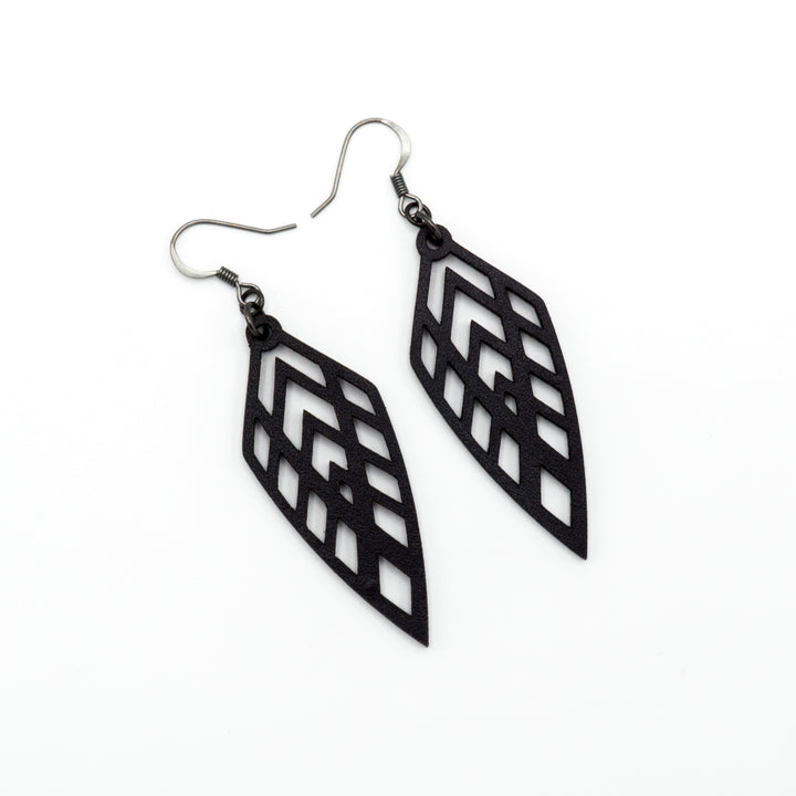Arrowhead 02 [S] // Leather Earrings - Black - LIGHT RAZOR DESIGN STUDIO