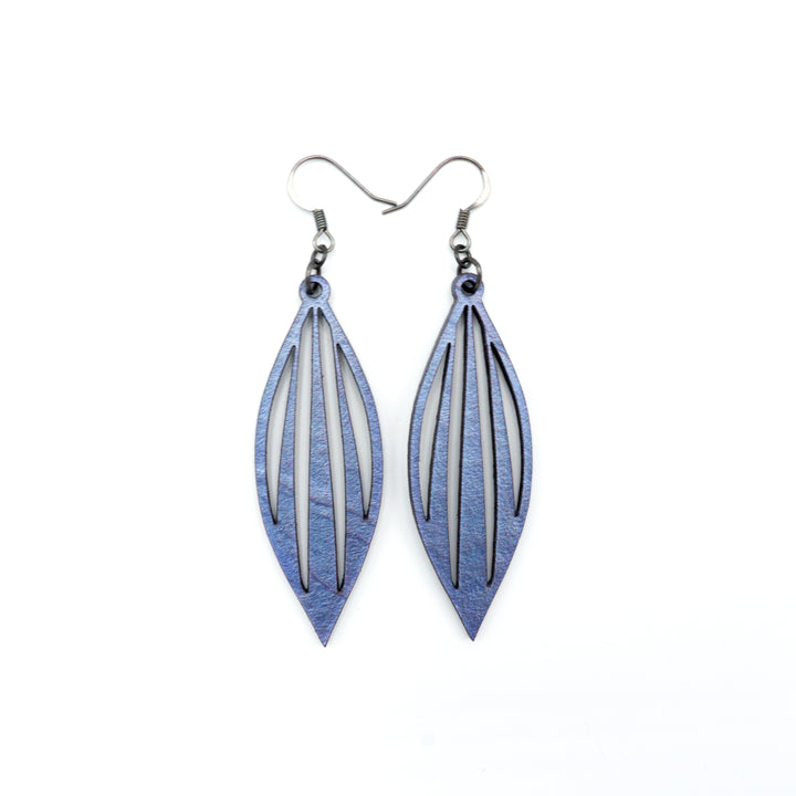 Petal 04 [S] // Leather Earrings - Purple Pearl - LIGHT RAZOR DESIGN STUDIO