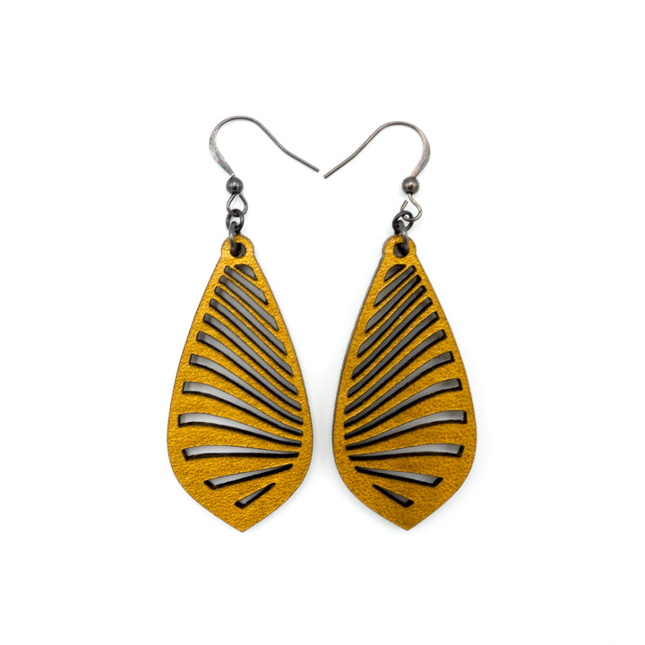 Gem Point 09 [M] // Leather Earrings - Gold - LIGHT RAZOR DESIGN STUDIO