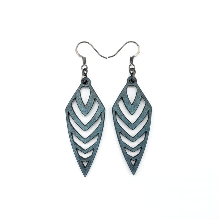 Arrowhead 03 [S] // Leather Earrings - Blue Pearl - LIGHT RAZOR DESIGN STUDIO